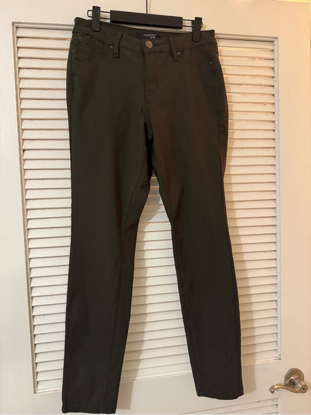 Royalty For Me Stretch Olive Straight-Leg Women’s Jeans
